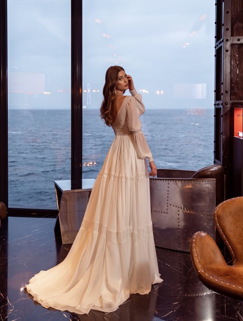https://elisebride.ro/images/stories/virtuemart/product/VWD-SL12       (3).jpg